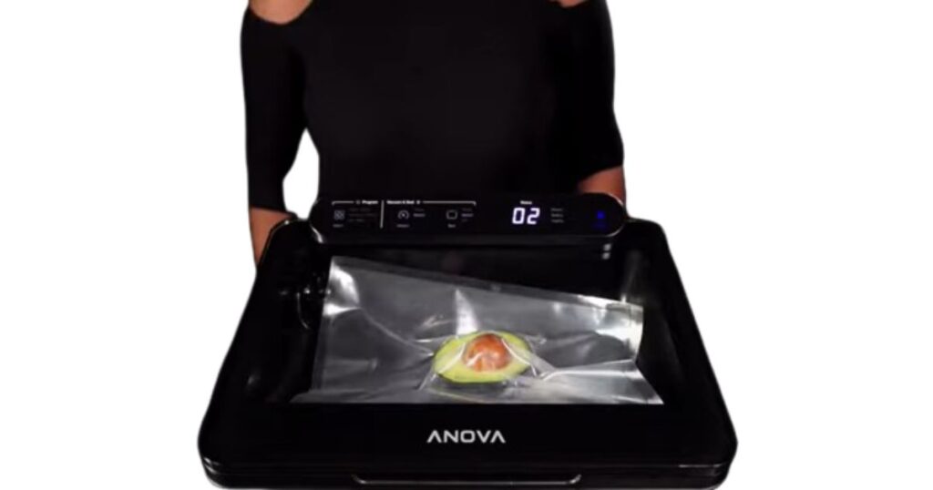 How does a chamber vacuum sealer work?
