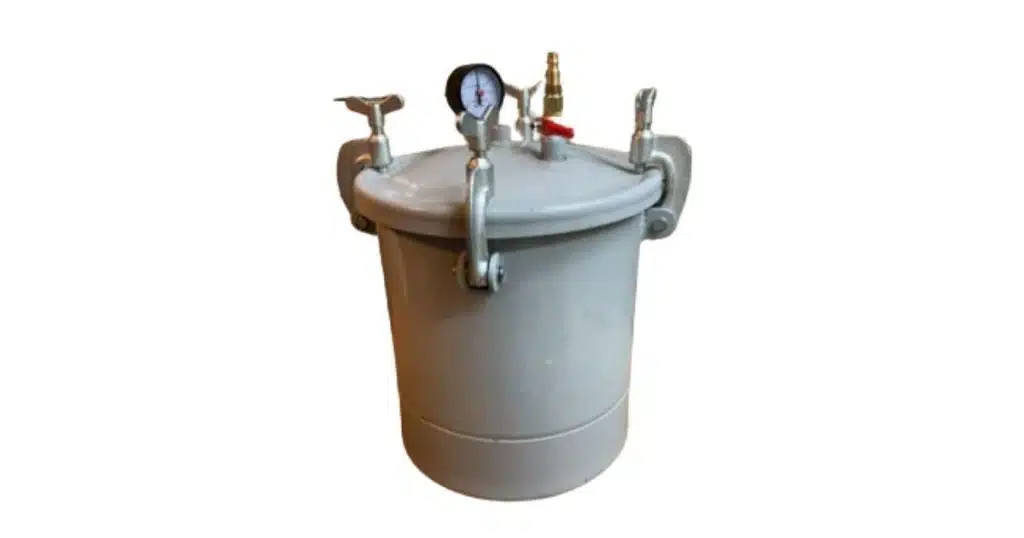 Vacuum Chamber vs Pressure Pot