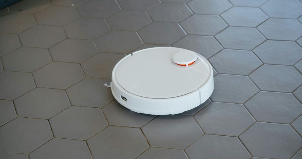 How to dispose of robot vacuum