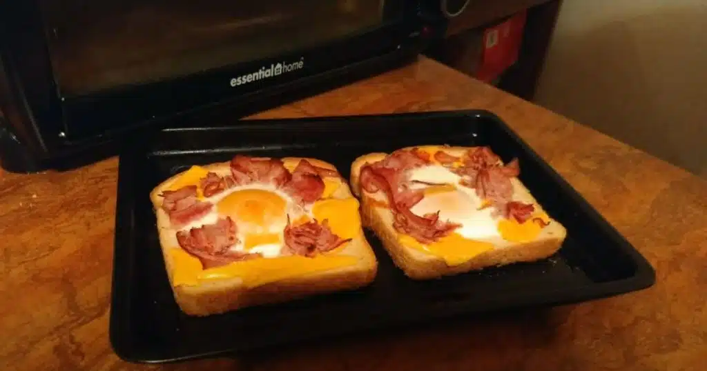 How Long to Cook Eggs in a Toaster Oven