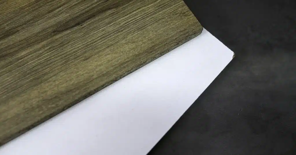 Laminate Flooring vs. Tile