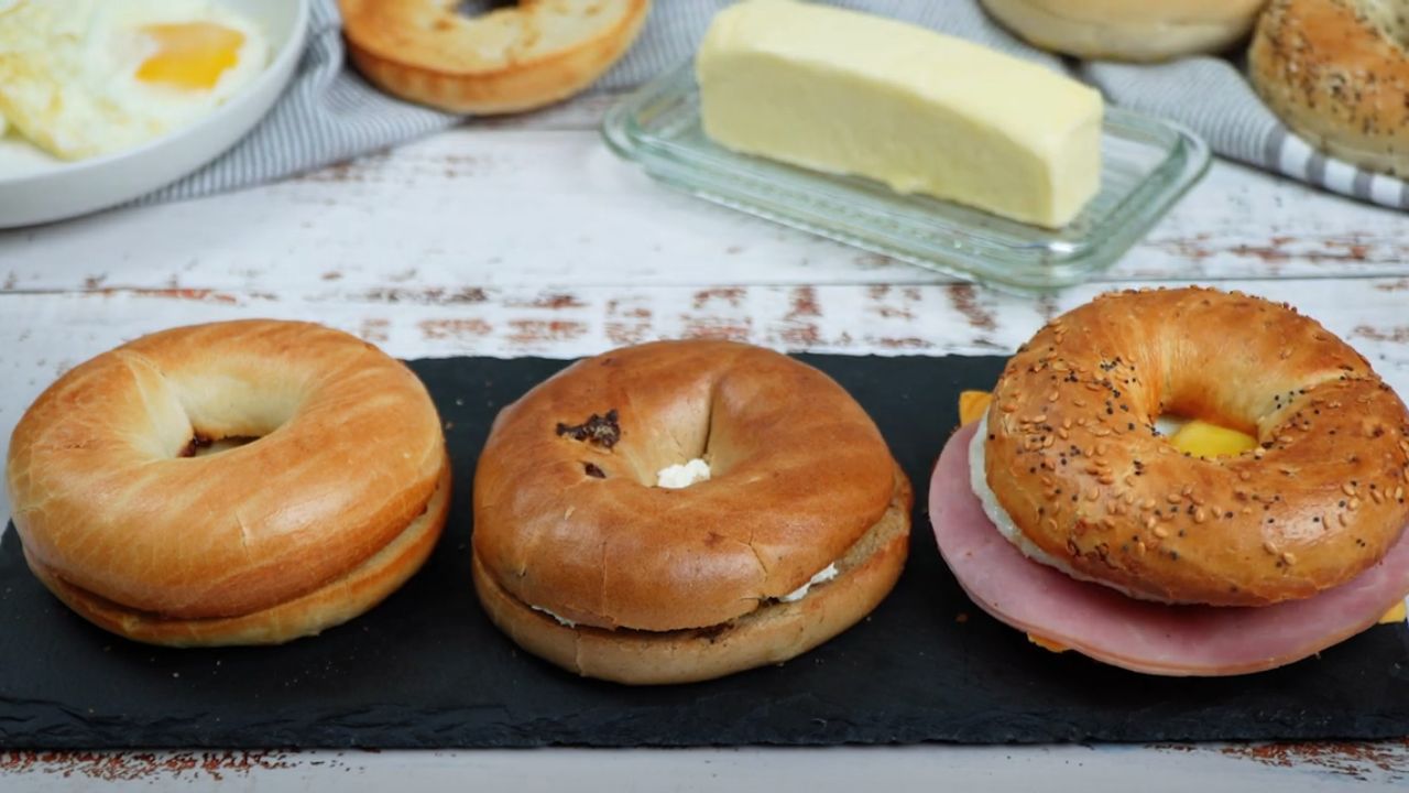 Toast a Bagel in an Air Fryer