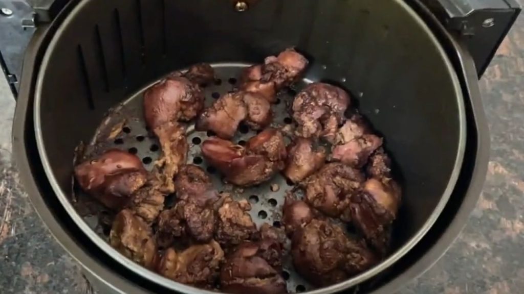 how long to cook chicken livers in air fryer