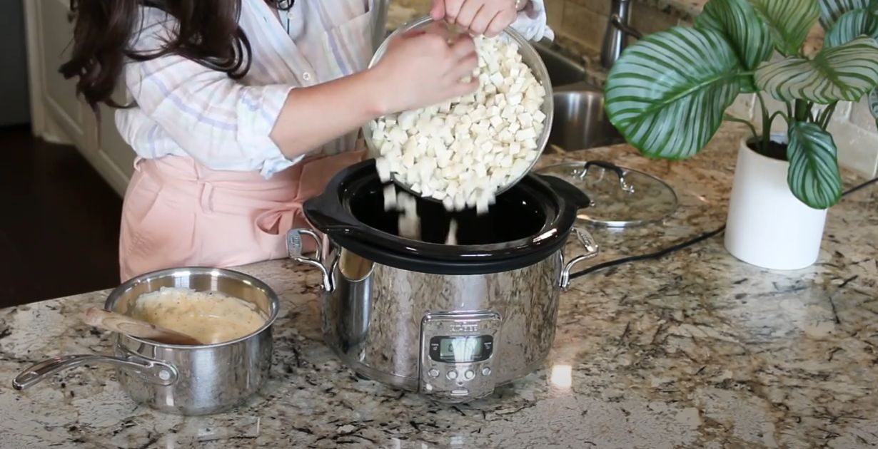 Crock Pot Cheese Potatoes 