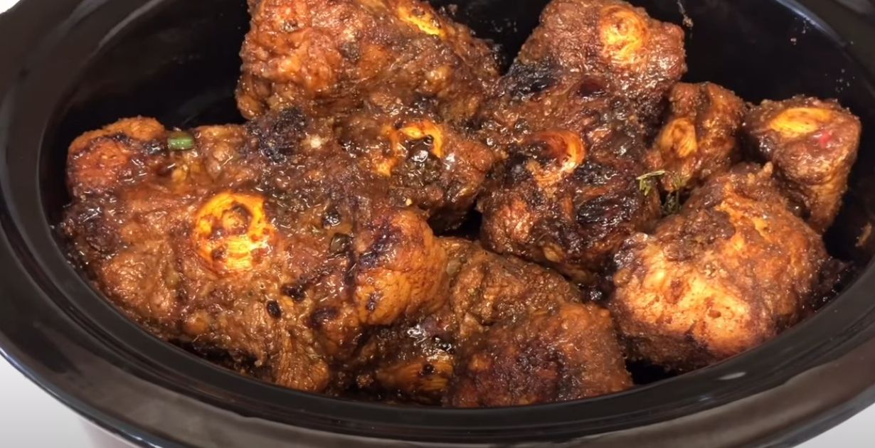 How to Cook Oxtails in a Crock Pot 