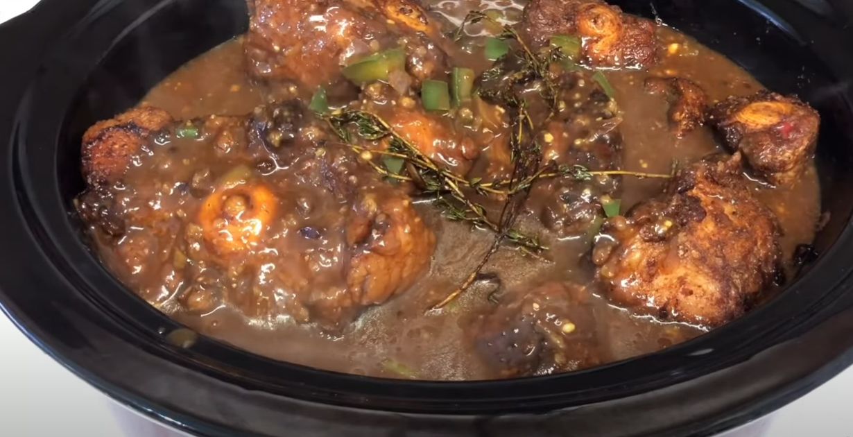 How to Cook Oxtails in a Crock Pot 