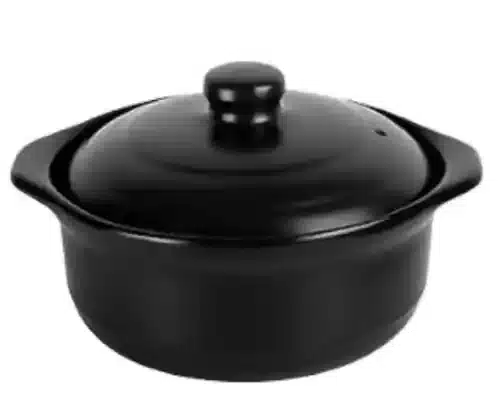 Clay Pot vs Dutch Oven